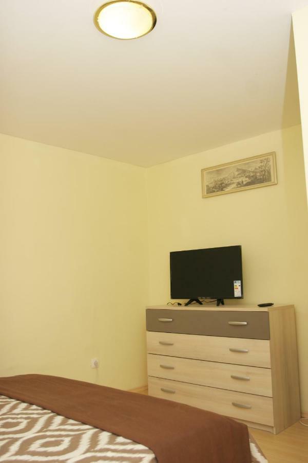 Sara Cosmo Split Apartment Exterior photo